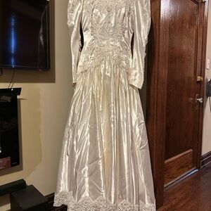 Ivory Satin Lace Wedding Gown